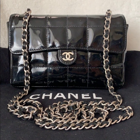 CHANEL Waist Belt Flap Bag Crossbody Fanny Bumbag